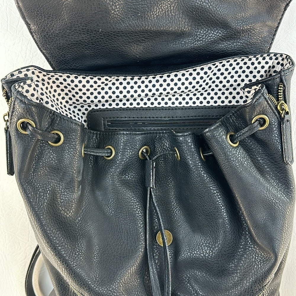 Gianni Bini Drawstring Faux Pebbled Leather Backpack - Picture 4 of 10